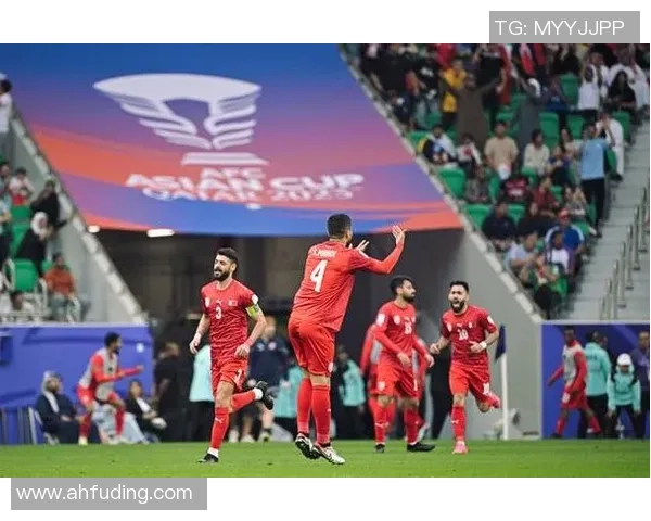 上海足球队在冠军赛中的速度优势分析与表现点评 上海足球队在冠军赛中的速度优势分析与表现点评