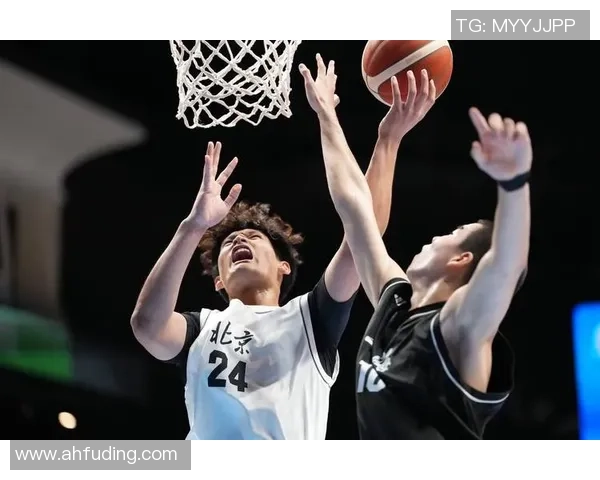 北京篮球队在篮球配合排行榜中荣登第九名展现团队实力与默契 北京篮球队在篮球配合排行榜中荣登第九名展现团队实力与默契