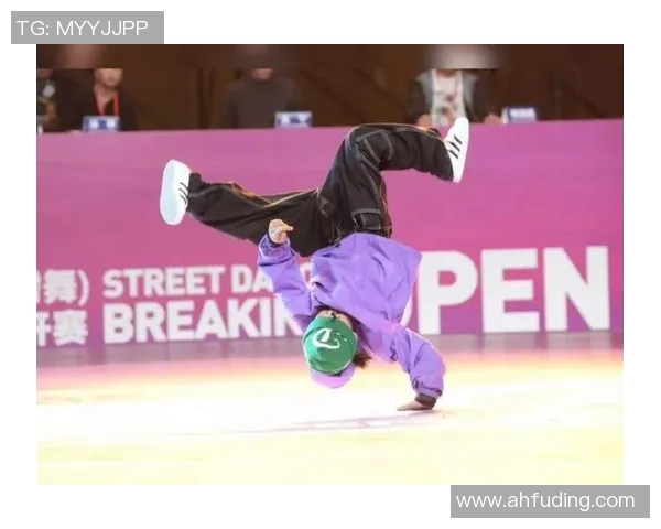 成都街舞队以51分领跑世界街舞大赛积分榜展现强大实力