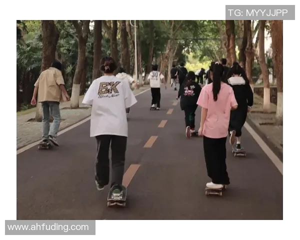 赛后分析：北京滑板队与成都滑板队的战术意识与团队协作探讨